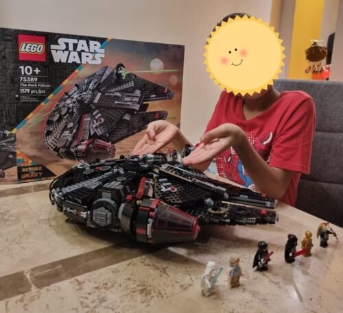LEGO Star Wars The Dark Falcon 75389 Buildable Starship Set, Millennium Falcon Alternative with 6 Unique Minifigures, Collectible Toy Gift for Kids Aged 10+ and Star Wars Fans photo review