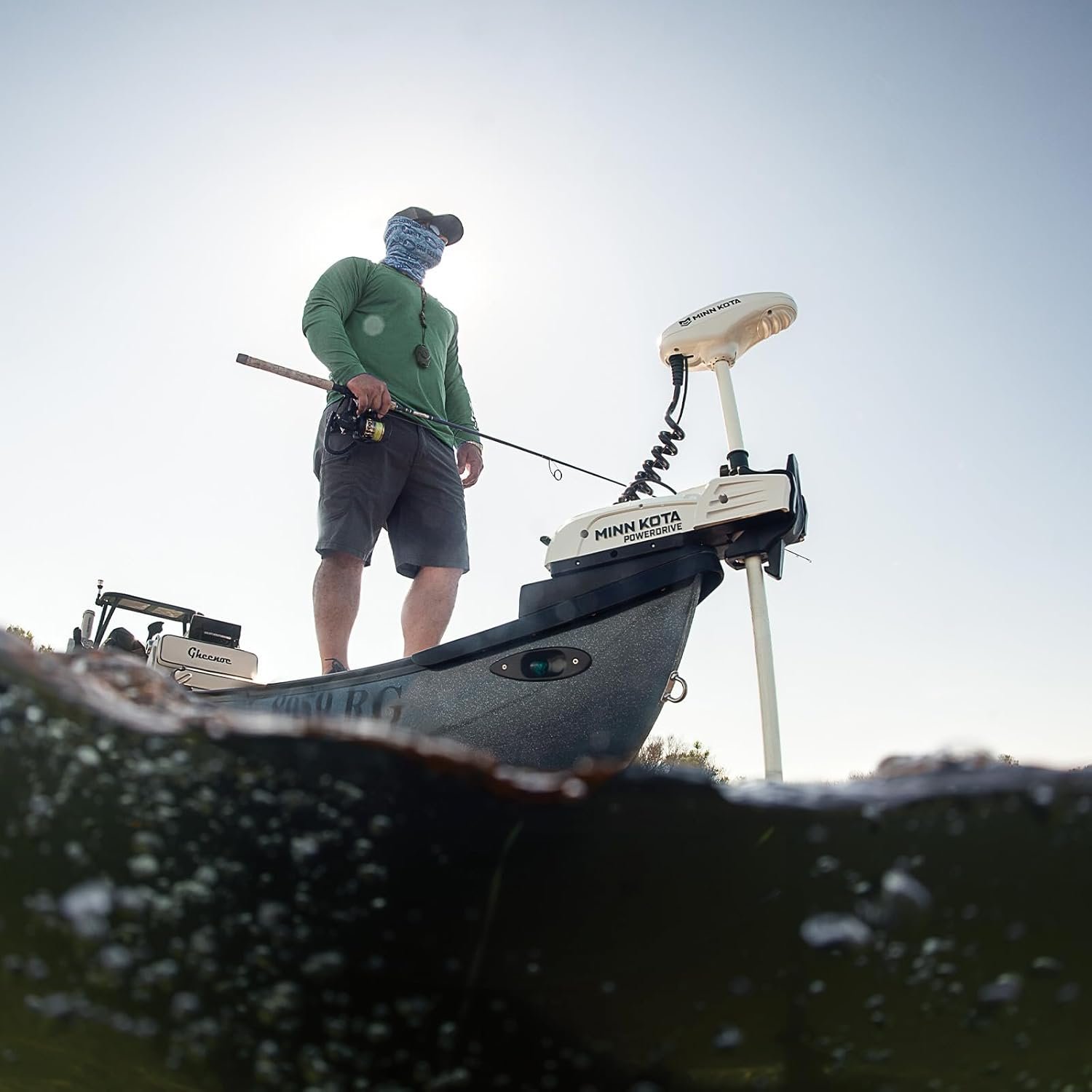 Minn Kota 1363575 Riptide PowerDrive 55 lb Thrust Micro Remote Bow-Mount Trolling Motor, 54″ Shaft, Saltwater - Image 6