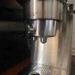 De'Longhi Dedica Style EC685.M Espresso Machine – Slim 15 cm Design, Milk Frother, 15-Bar Pressure, 1L Water Tank, Compatible with Ground Coffee & ESE Pods, Stainless Steel photo review