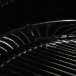 Weber Original Kettle Premium Charcoal Grill – 22-Inch Black BBQ with Hinged Cooking Grate, One-Touch Cleaning System, Heat Retention Lid, and Built-In Thermometer photo review