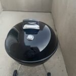 Weber Original Kettle Premium Charcoal Grill – 22-Inch Black BBQ with Hinged Cooking Grate, One-Touch Cleaning System, Heat Retention Lid, and Built-In Thermometer photo review