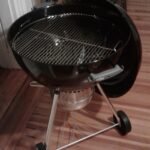 Weber Original Kettle Premium Charcoal Grill – 22-Inch Black BBQ with Hinged Cooking Grate, One-Touch Cleaning System, Heat Retention Lid, and Built-In Thermometer photo review