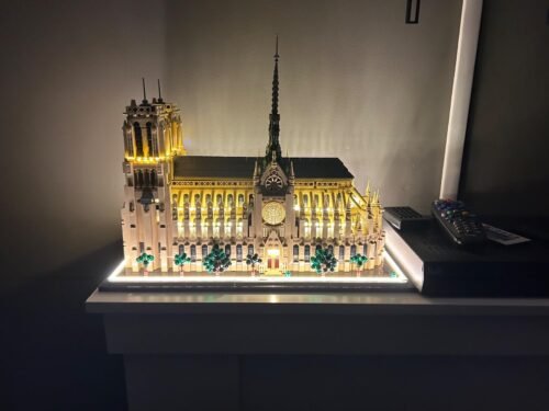 LEGO Architecture Notre-Dame de Paris 21061, Collectible Model Building Set for Adults, Historic Paris Landmark Replica, Gift for Architecture and Travel Lovers photo review