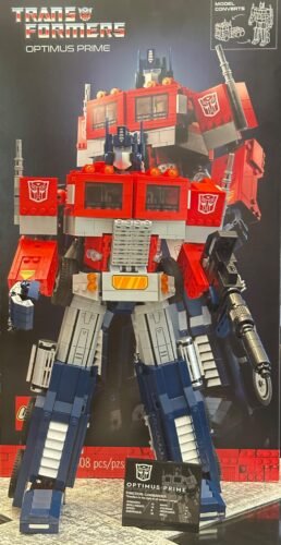 LEGO Icons Optimus Prime Transformers Set 10302 – 2-in-1 Robot and Truck Collectible Model Kit for Adults with Weapons & Accessories – Build & Display Autobot Leader – 1,508 Pieces photo review