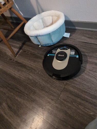 Shark AV2501AE AI Ultra Robot Vacuum with XL HEPA Self-Empty Base – 60-Day Capacity, Smart Mapping, LIDAR Navigation, Alexa Control, Perfect for Pet Hair, Carpet & Hard Floor, Bagless, Black photo review