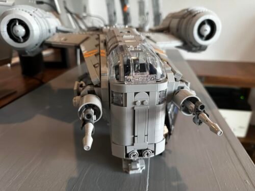 LEGO Star Wars UCS Razor Crest 75331 Ultimate Collectors Series Starship Model, Large Mandalorian Display Set for Adults, Includes Minifigures and Grogu photo review