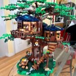 LEGO Ideas Tree House 21318 – Collectible Model Building Set for Adults & Teens, 3 Cabins with Interchangeable Leaves, Includes Minifigures, Nature Accessories & Bird Figure, 3036 Pieces photo review
