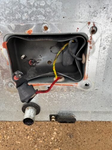 Masterbuilt 30-Inch Digital Electric Vertical Smoker – 710 Sq In Cooking Area, Side Wood Chip Loader, Digital Controls, Chrome Racks & Leg Kit – Model MB20070421, Black photo review