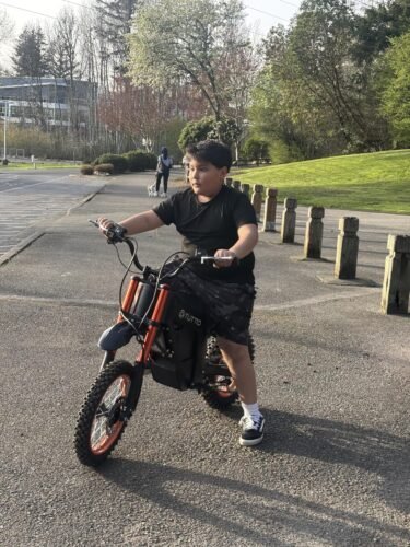 Soleil 01 2000 W Electric Dirt Bike – 14″ / 12″ Fat-Tyre, 48 V 21 Ah Battery, 37 mph / 60 km h⁻¹, Dual Suspension photo review