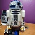 LEGO Star Wars R2-D2 75308 Droid Building Set for Adults, Collectible 3D Display Model with Info Plaque and Hidden Lightsaber, 2314 Pieces photo review